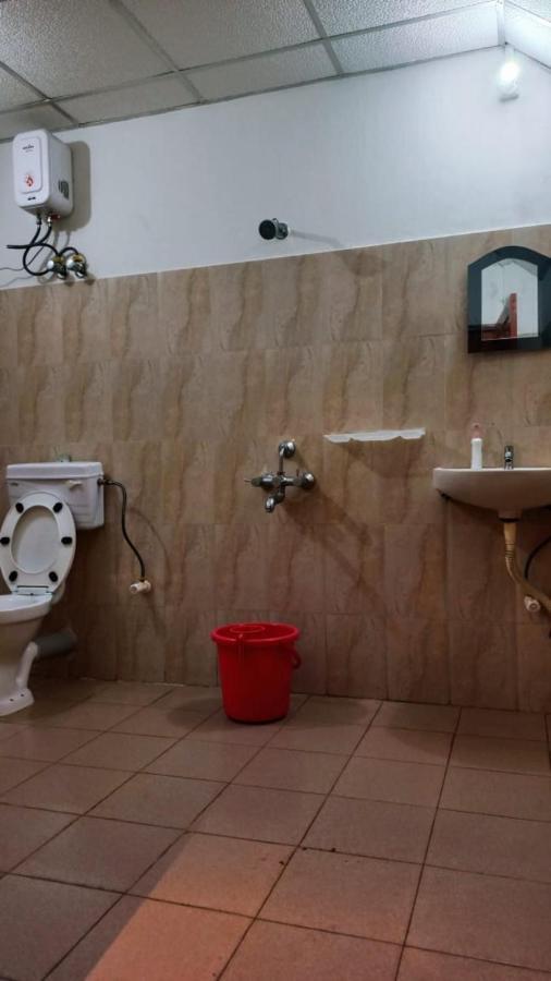 The Leisure Home Stay Shadipur Esterno foto